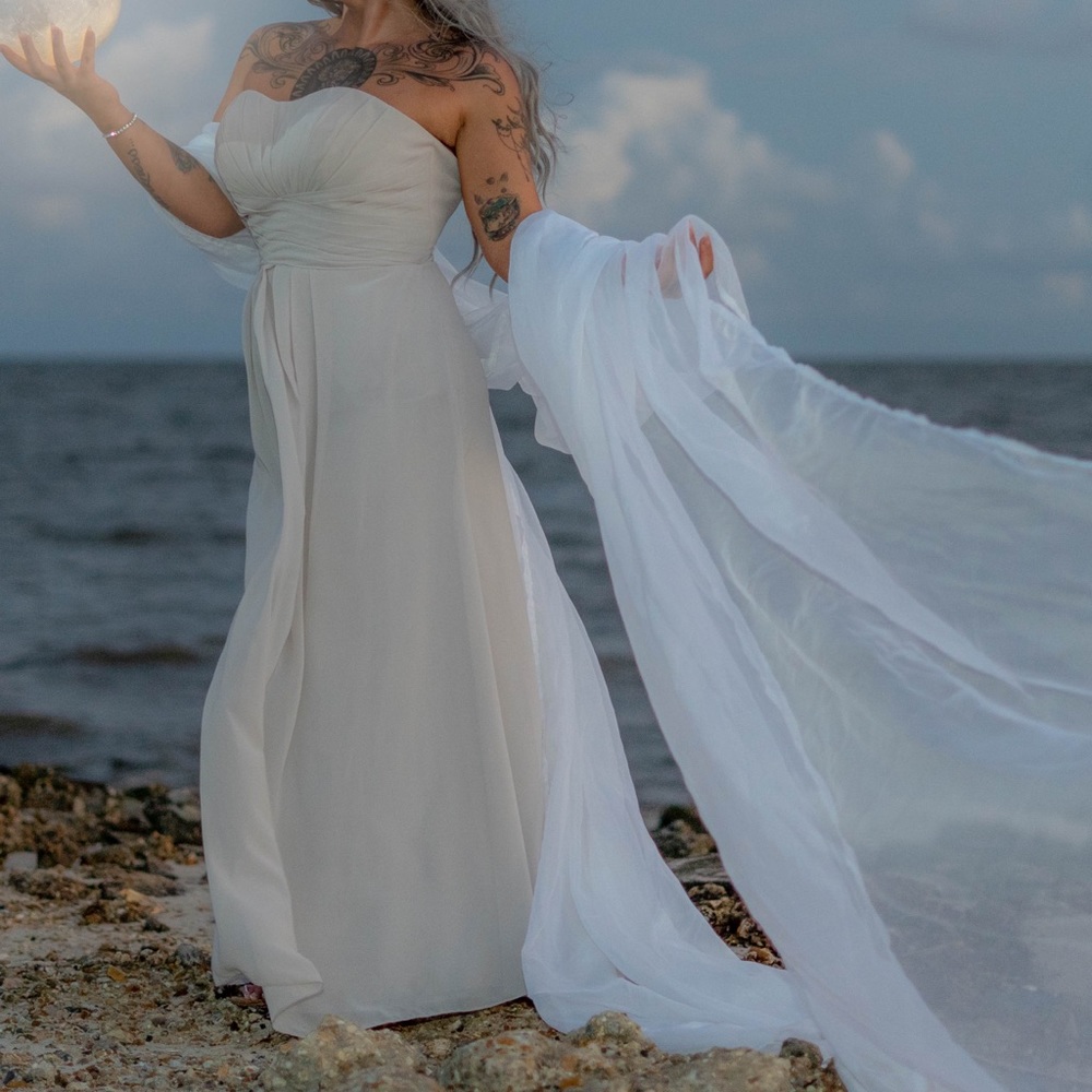 Bridesmaid dress size 8 (repose)